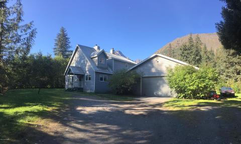 2501 Maple St, Seward, AK 99664 photo 1