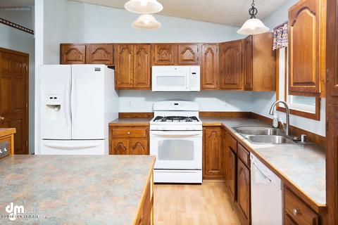 3050 Rosalind Loop, Anchorage, AK 99507 photo 12