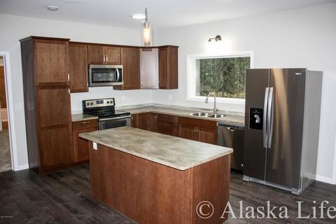 3325 Dundee Loop, North Pole, AK 99705 photo 2