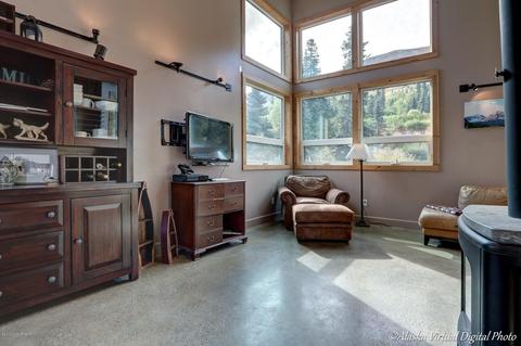 2035 W River Dr, Eagle River, AK 99577 photo 5