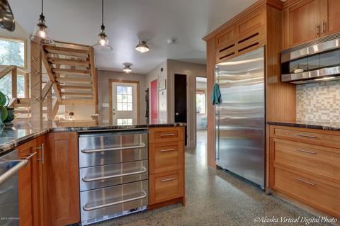 2035 W River Dr, Eagle River, AK 99577 photo 13