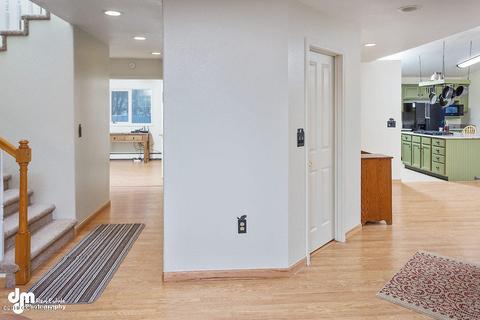 22107 Deer Cir, Chugiak, AK 99567 photo 8
