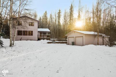 22107 Deer Cir, Chugiak, AK 99567 photo 1