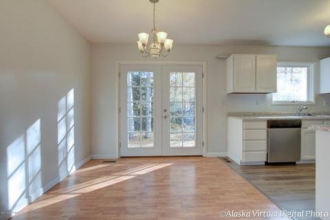 10233 Chickaloon St, Eagle River, AK 99577 photo 10