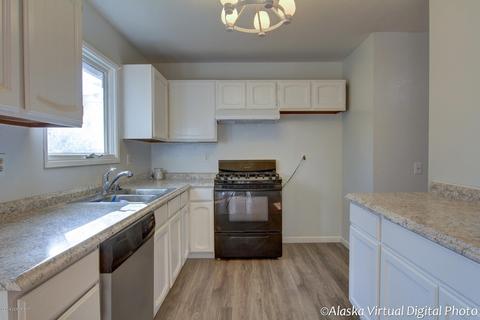 10233 Chickaloon St, Eagle River, AK 99577 photo 12