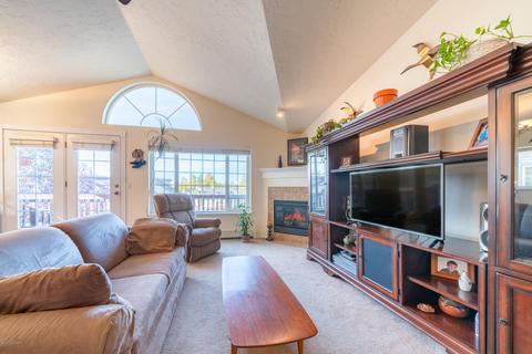 11813 Falklands Loop # 79, Eagle River, AK 99577 photo 4
