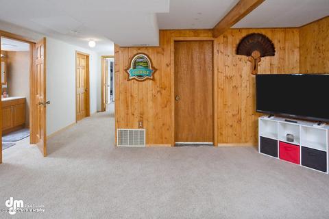 24423 Grace St, Chugiak, AK 99567 photo 9