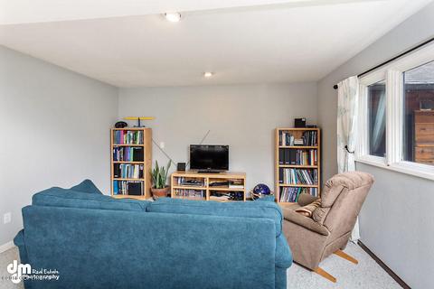 7000 E Tree Ct, Anchorage, AK 99507 photo 17