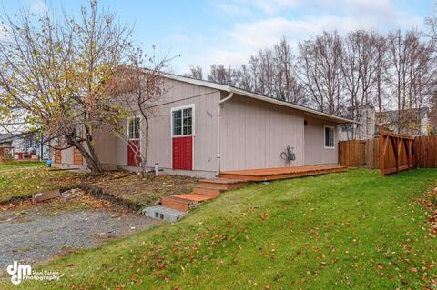 1833 Bellevue Loop, Anchorage, AK 99515 photo 2