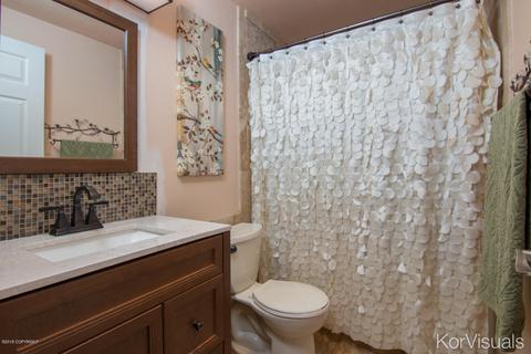 718 E 74th Ave, Anchorage, AK 99518 photo 11