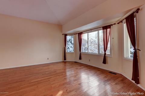 19401 Verdant Cir, Eagle River, AK 99577 photo 5