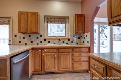 19401 Verdant Cir, Eagle River, AK 99577 photo 17