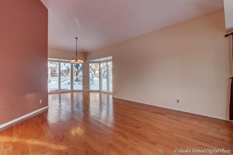 19401 Verdant Cir, Eagle River, AK 99577 photo 4