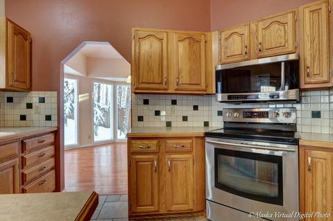 19401 Verdant Cir, Eagle River, AK 99577 photo 13