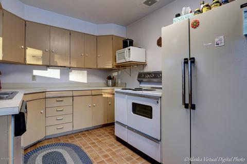 10638 Old Eagle River Rd, Eagle River, AK 99577 photo 12