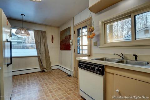 10638 Old Eagle River Rd, Eagle River, AK 99577 photo 15
