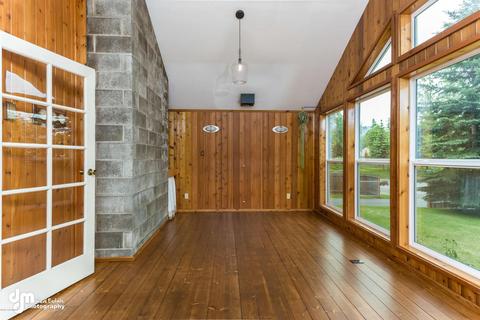 5201 E 22nd Ave, Anchorage, AK 99508 photo 14
