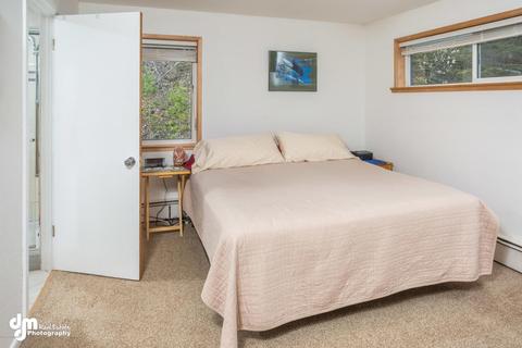 5201 E 22nd Ave, Anchorage, AK 99508 photo 29