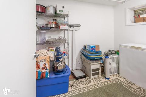 5201 E 22nd Ave, Anchorage, AK 99508 photo 17
