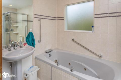 5201 E 22nd Ave, Anchorage, AK 99508 photo 28