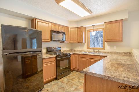 18916 S Birchwood Loop Rd, Chugiak, AK 99567 photo 4