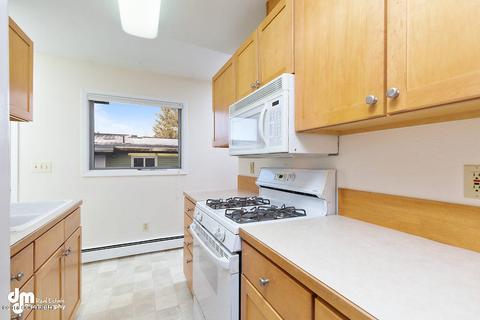 1940 Olympic Dr, Anchorage, AK 99515 photo 9