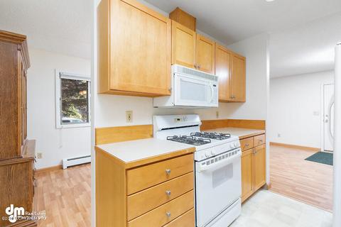 1940 Olympic Dr, Anchorage, AK 99515 photo 8