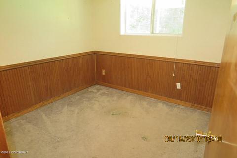 8429 Walker Cir, Anchorage, AK 99502 photo 11