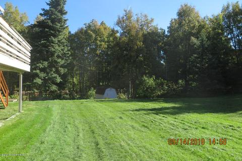 8429 Walker Cir, Anchorage, AK 99502 photo 4