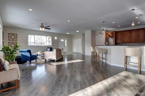 6725 Eileen Cir, Anchorage, AK 99507 photo 2