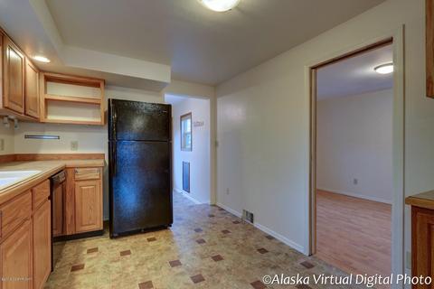 1103 E 11th Ave, Anchorage, AK 99501 photo 10