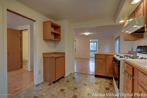 1103 E 11th Ave, Anchorage, AK 99501 photo 11