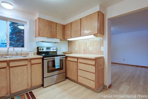 10048 Colville St, Eagle River, AK 99577 photo 8