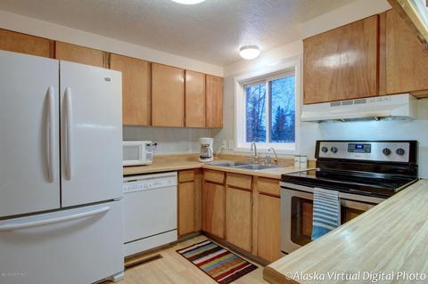 10048 Colville St, Eagle River, AK 99577 photo 6