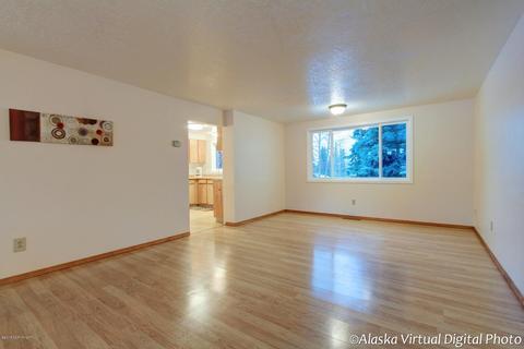 10048 Colville St, Eagle River, AK 99577 photo 5