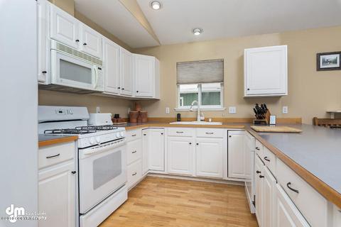 2261 Casey Cusack Loop, Anchorage, AK 99515 photo 7