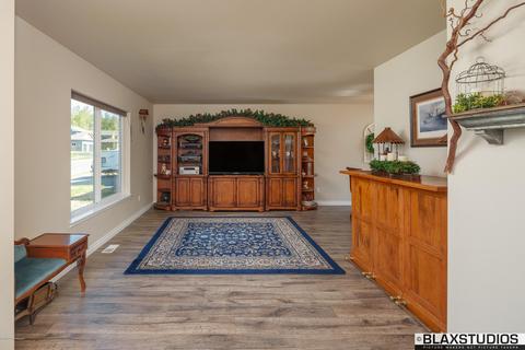 13159 Rosser Dr, Eagle River, AK 99577 photo 4