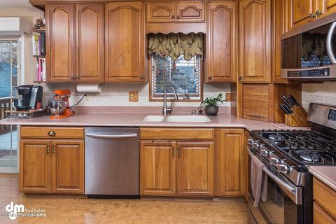 3301 Cherry St, Anchorage, AK 99504 photo 9