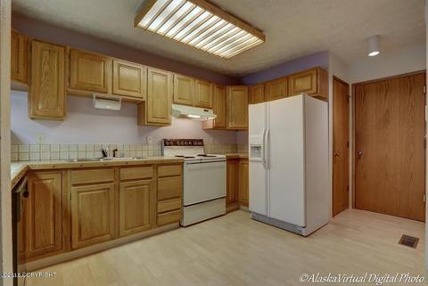 7625 Highlander Dr, Anchorage, AK 99518 photo 16