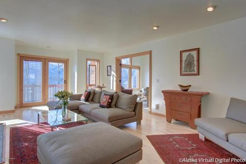 27605 Paramount Dr, Eagle River, AK 99577 photo 9