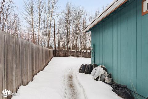 909 E 45th Ct, Anchorage, AK 99503 photo 22