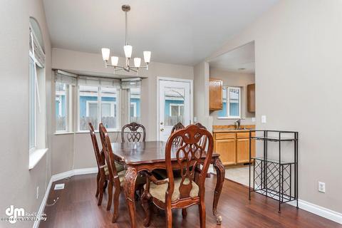 909 E 45th Ct, Anchorage, AK 99503 photo 6