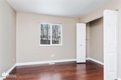 909 E 45th Ct, Anchorage, AK 99503 photo 17
