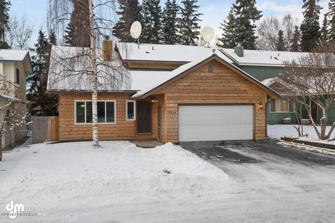 8910 Tempest Cir, Anchorage, AK 99507 photo 1