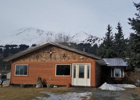 1701 Iron Dr, Seward, AK 99664 photo 3
