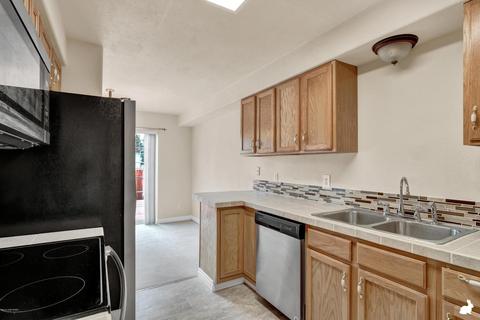 6456 E 10th Ave, Anchorage, AK 99504 photo 11