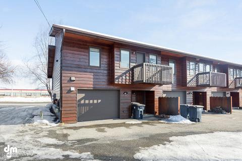 1440 E St # 5, Anchorage, AK 99501 photo 1