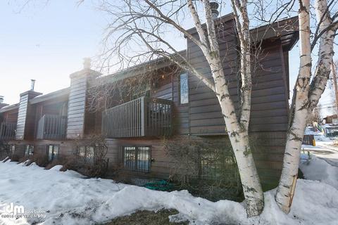 1440 E St # 5, Anchorage, AK 99501 photo 3
