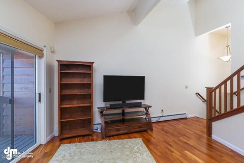 1440 E St # 5, Anchorage, AK 99501 photo 7
