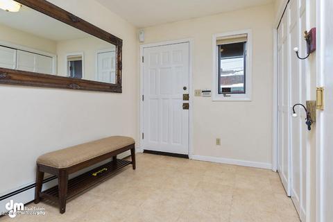 1440 E St # 5, Anchorage, AK 99501 photo 4